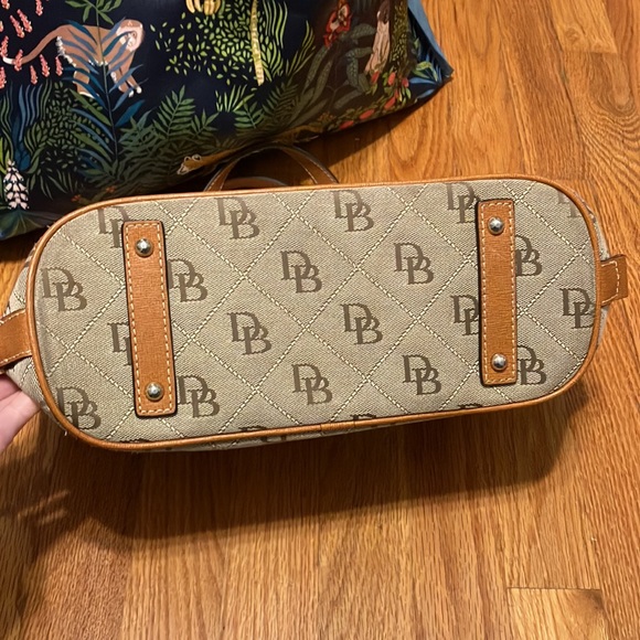 Dooney & Bourke brown quilted satchel - Picture 4 of 9